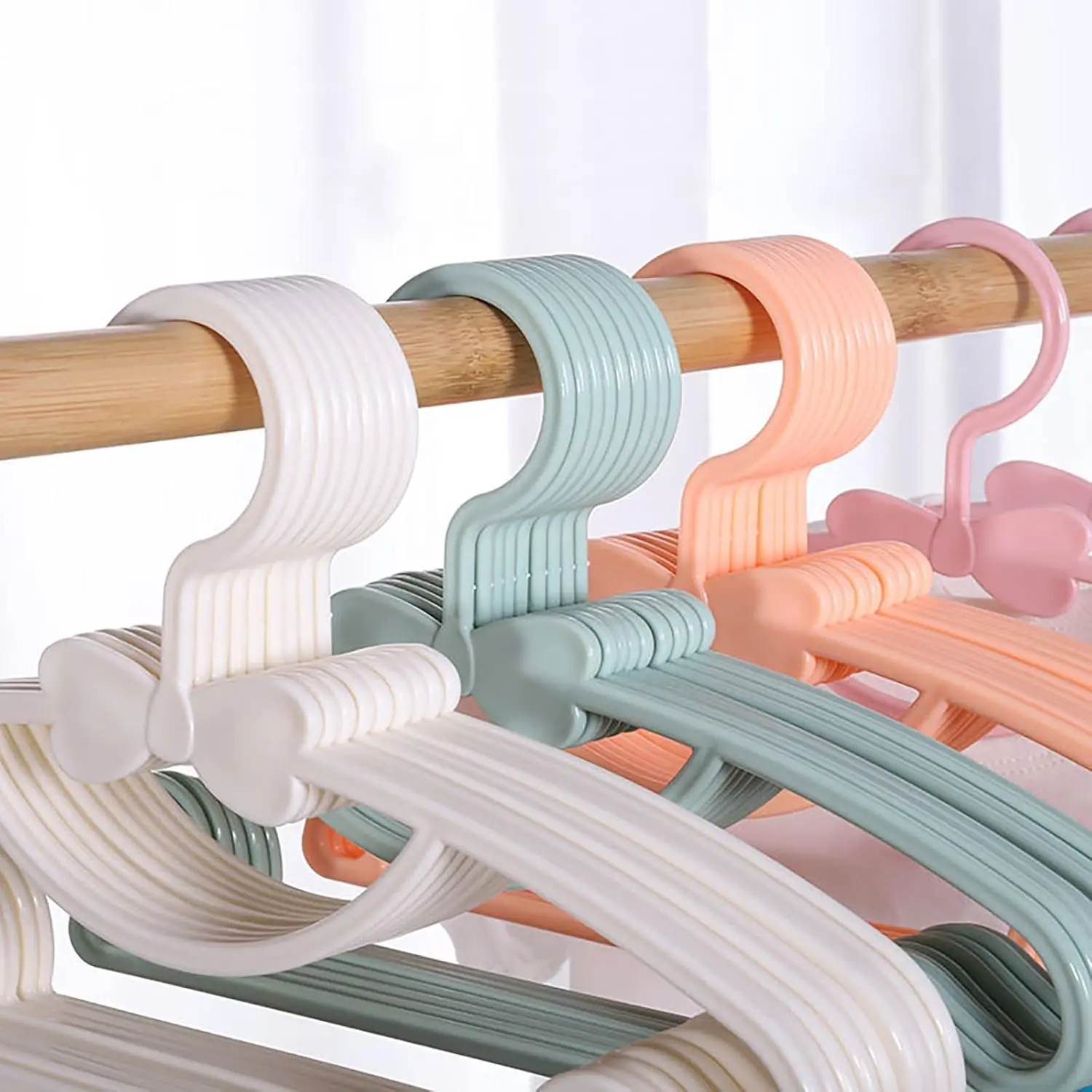 Baby Hangers Plastic Kids Clot - Baby Nursery Uniform ulasan dan harga